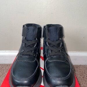 NIKE AIR MAX 2.0 TRIPLE BLACK BOOTS